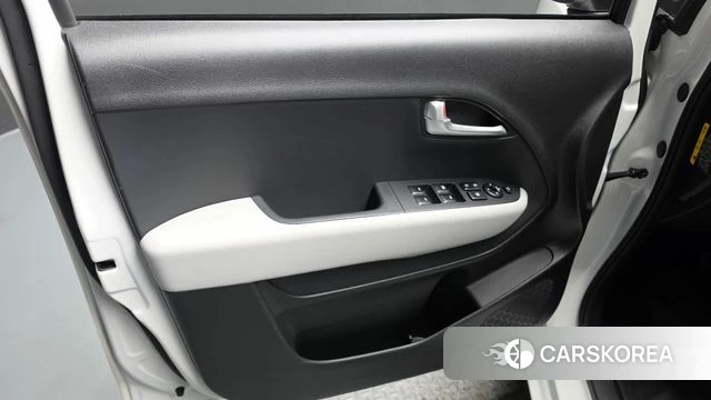Kia The New Kia Ray EV id 5032786 из Кореи 16
