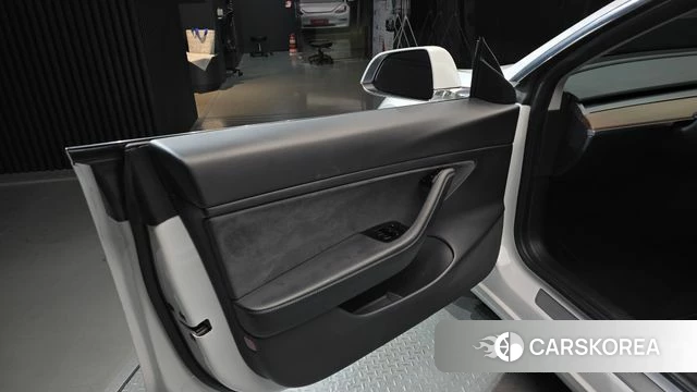 Tesla Model 3 id 4736961 из Кореи 16