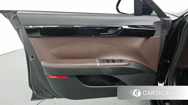 Hyundai Grandeur (GN7) id 4980701 из Кореи 16