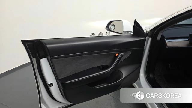 Tesla Model 3 id 4836510 из Кореи 17