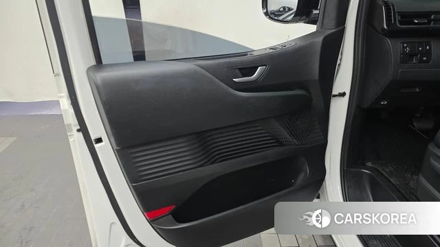 Hyundai Staria id 4735440 из Кореи 16