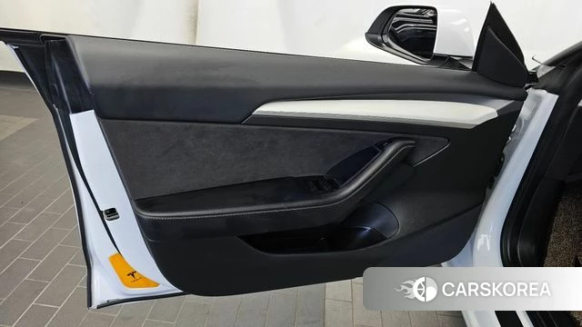 Tesla Model 3 id 4854705 из Кореи 16
