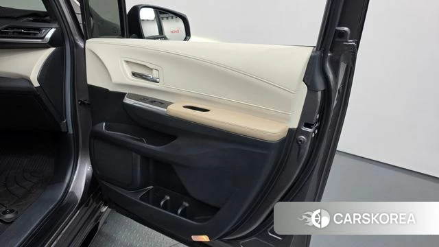 Toyota Sienna 4th Generation id 4990652 из Кореи 16