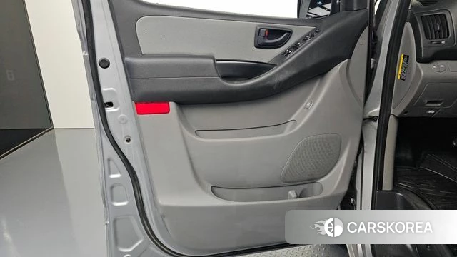 Hyundai The New Grand Starex id 4764895 из Кореи 16