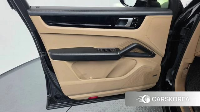 Porsche Cayenne (PO536) id 4982561 из Кореи 16