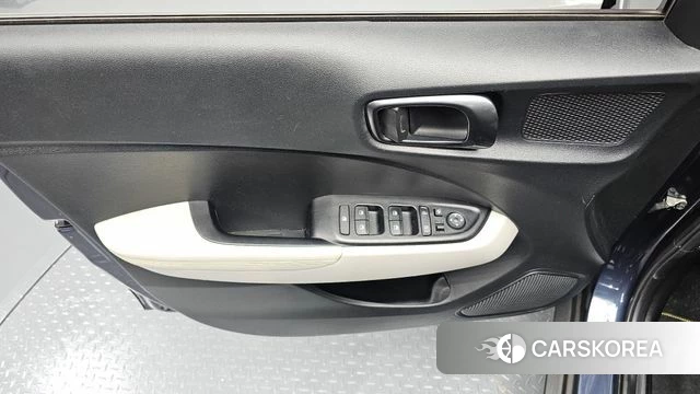 Hyundai Venue id 4992278 из Кореи 16