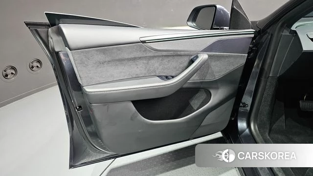 Tesla Model Y id 4862530 из Кореи 16