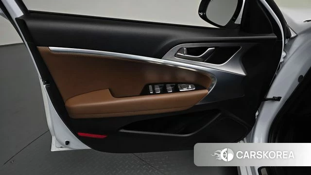 Genesis G70 id 5029294 из Кореи 16