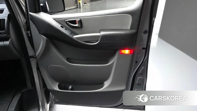 Hyundai The New Grand Starex id 5018447 из Кореи 16