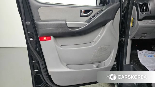 Hyundai The New Grand Starex id 5035593 из Кореи 16