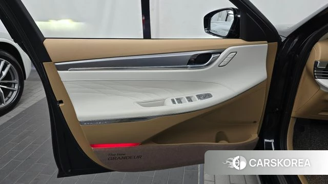 Hyundai The New Grandeur IG Hybrid id 5041262 из Кореи 16