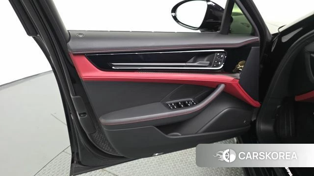 Porsche Panamera (976) id 5001887 из Кореи 16