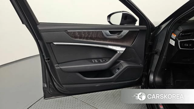 Audi A6 (C8) id 5012137 из Кореи 16