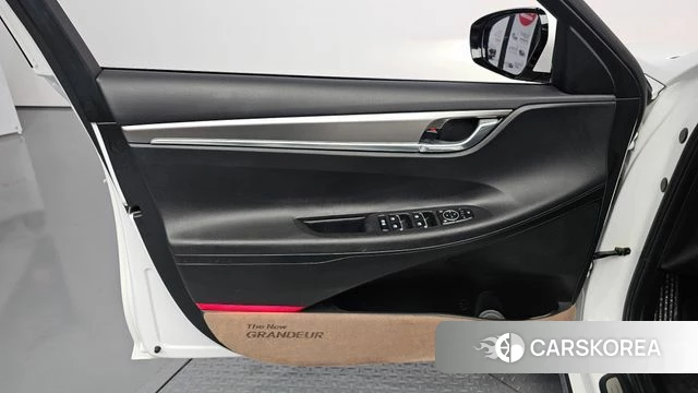 Hyundai The New Grandeur IG Hybrid id 4952192 из Кореи 16