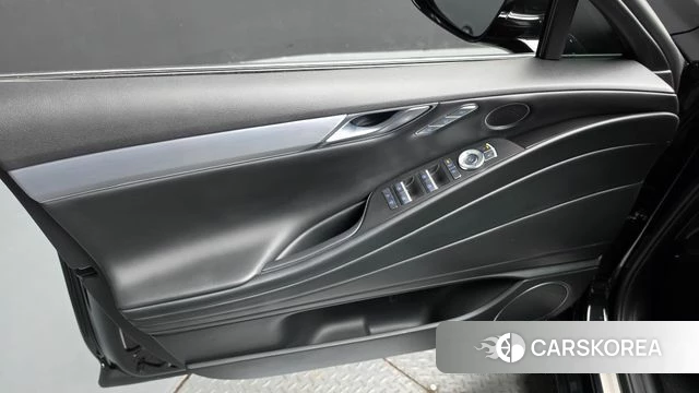 Genesis G80 (RG3) id 5033019 из Кореи 16