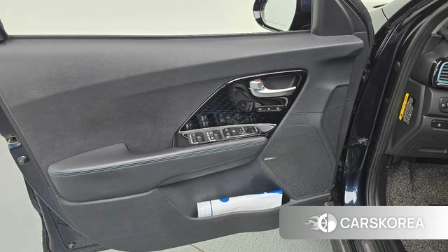 Kia Niro EV id 5028385 из Кореи 16