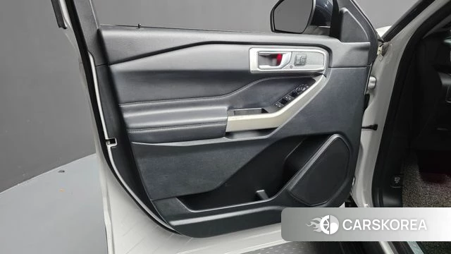 Ford Explorer 6th Generation id 5018146 из Кореи 16