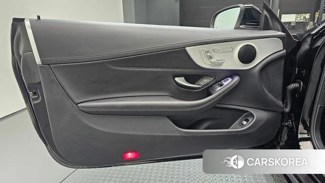 Mercedes-Benz C-Class W205 id 4996266 из Кореи 16