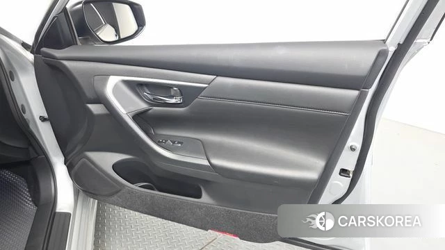 Nissan Altima id 5024156 из Кореи 16