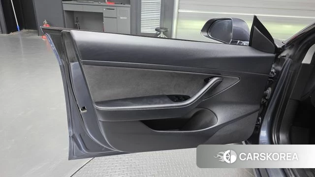 Tesla Model 3 id 4998018 из Кореи 16