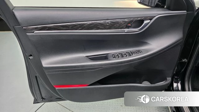 Hyundai Grandeur IG id 5035625 из Кореи 16