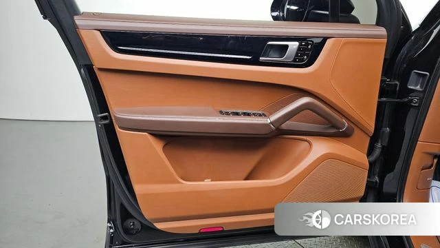 Porsche Cayenne (PO536) id 5035510 из Кореи 16