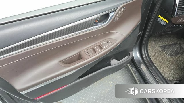 Hyundai Grandeur IG Hybrid id 5004147 из Кореи 16