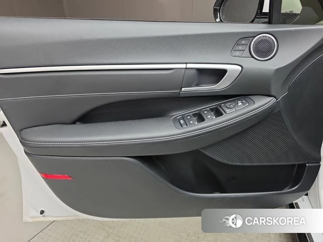Hyundai Sonata D Edge Hybrid (DN8) id 4975340 из Кореи 16