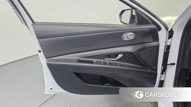 Hyundai The New Avante (CN7) id 5026779 из Кореи 16