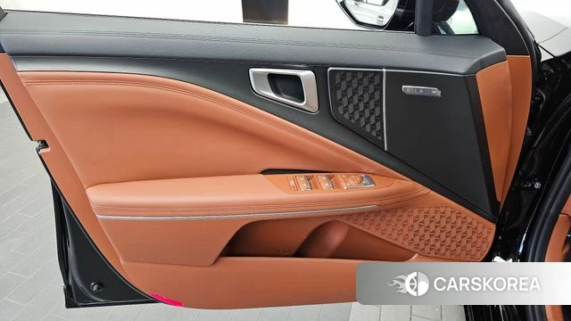 Kia The New K8 Hybrid id 5045560 из Кореи 16