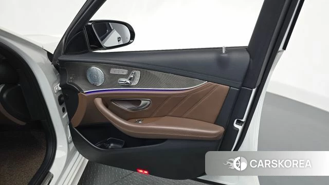 Mercedes-Benz E-Class W213 id 4943733 из Кореи 16