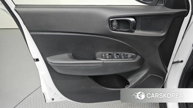 Hyundai Venue id 5041675 из Кореи 16