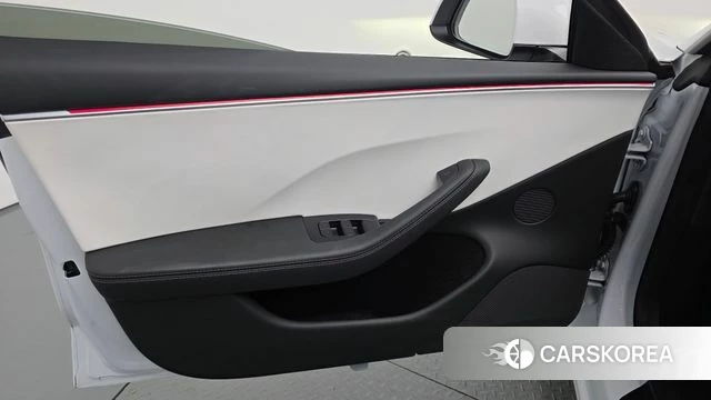 Tesla Model 3 id 4975021 из Кореи 16