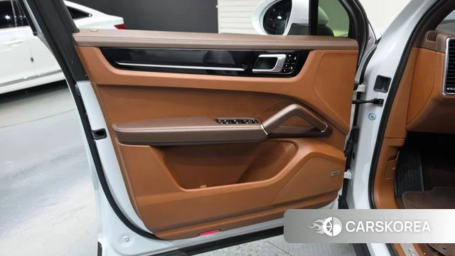 Porsche Cayenne (PO536) id 4987412 из Кореи 16