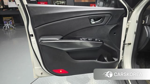 Ssangyong Berry New Tivoli id 5018519 из Кореи 16