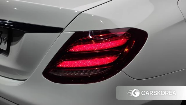 Mercedes-Benz E-Class W213 id 5054536 из Кореи 16