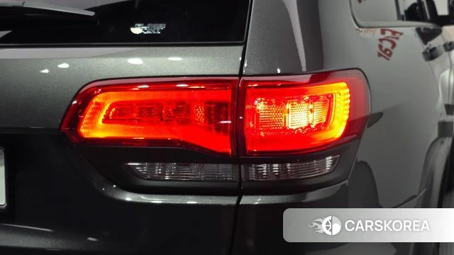 Jeep Grand Cherokee id 4918416 из Кореи 16
