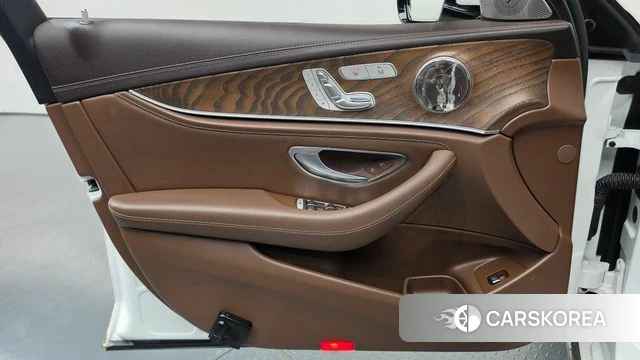 Mercedes-Benz E-Class W213 id 5004258 из Кореи 16