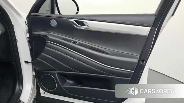 Genesis GV80 id 4998127 из Кореи 16
