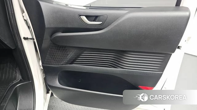 Hyundai Staria id 4793780 из Кореи 16