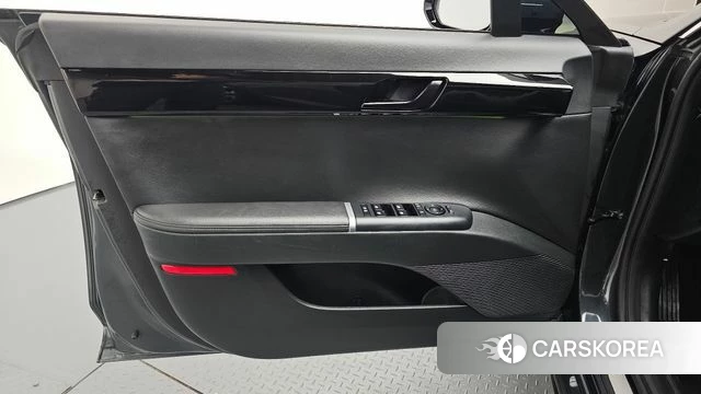 Hyundai Grandeur (GN7) id 4950673 из Кореи 16