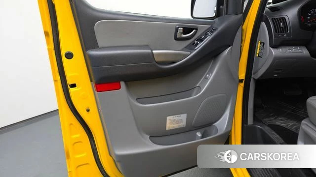 Hyundai The New Grand Starex id 4992629 из Кореи 16