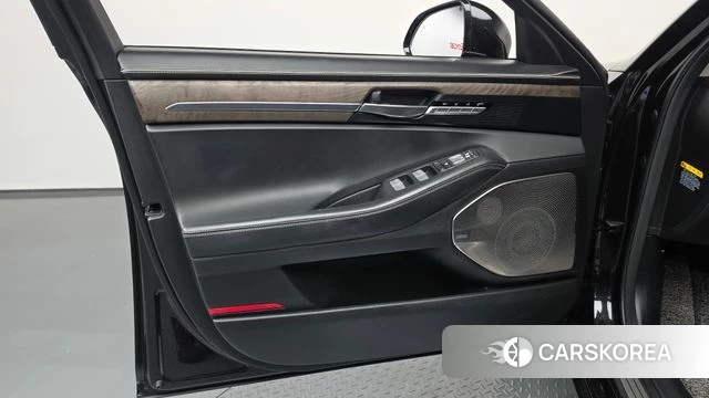Genesis G90 id 4967484 из Кореи 16