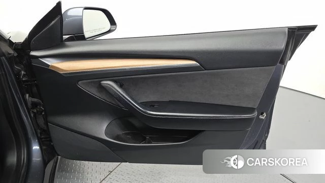 Tesla Model 3 id 4906482 из Кореи 16