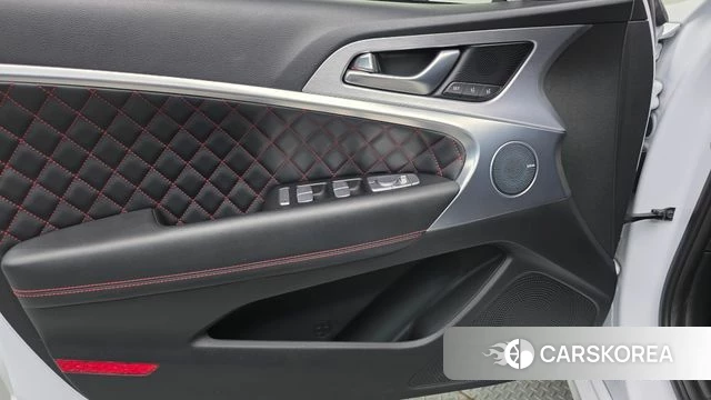 Genesis G70 id 4977732 из Кореи 16