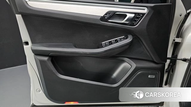 Porsche Macan id 4899178 из Кореи 16