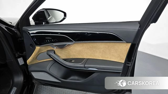 Audi A8 (D5) id 4922733 из Кореи 16