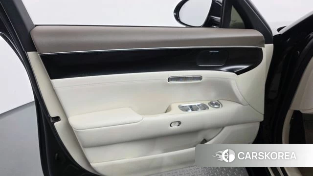 Genesis G90 (RS4) id 5002698 из Кореи 16
