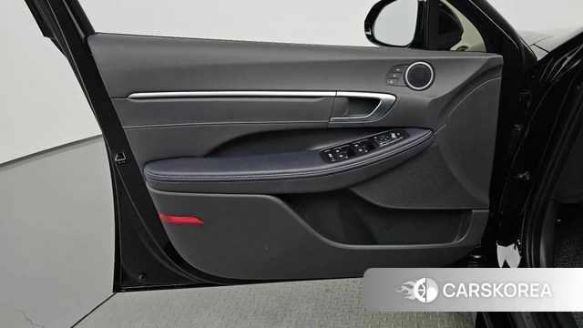 Hyundai Sonata D Edge Hybrid (DN8) id 5020990 из Кореи 16