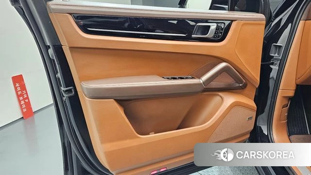 Porsche Cayenne (PO536) id 4906605 из Кореи 16